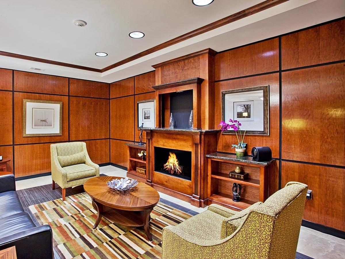 Holiday Inn Express & Suites Macon - I-475 By Ihg Экстерьер фото