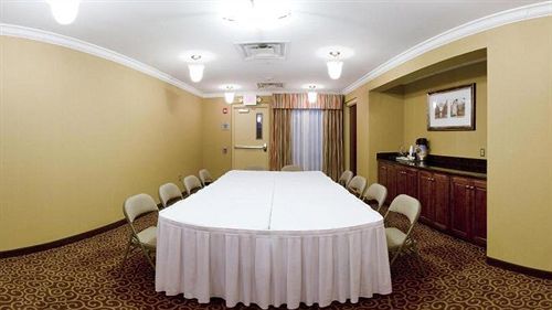 Holiday Inn Express & Suites Macon - I-475 By Ihg Экстерьер фото